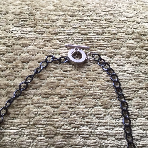 Unique necklace in pink and black beads - Picture 4 of 4